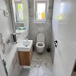 Accommodatie bij particulieren Amulet - Spacious 3br Near Cave