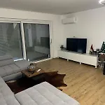 Homestay Amulet - Spacious 3br Near Cave *