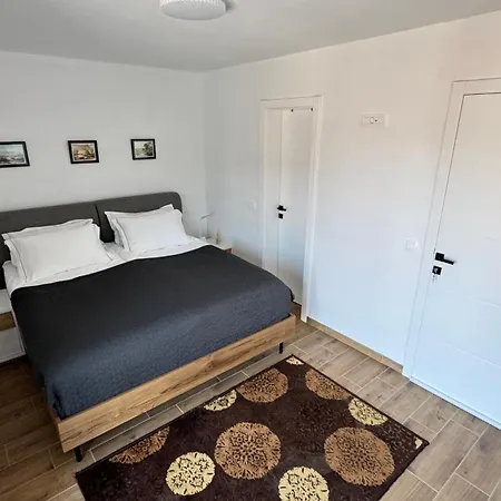 Amulet Ostanak kod kuće