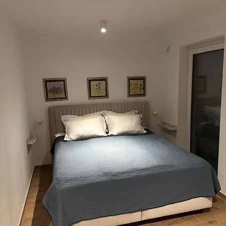 Amulet - Spacious 3br Near Cave *